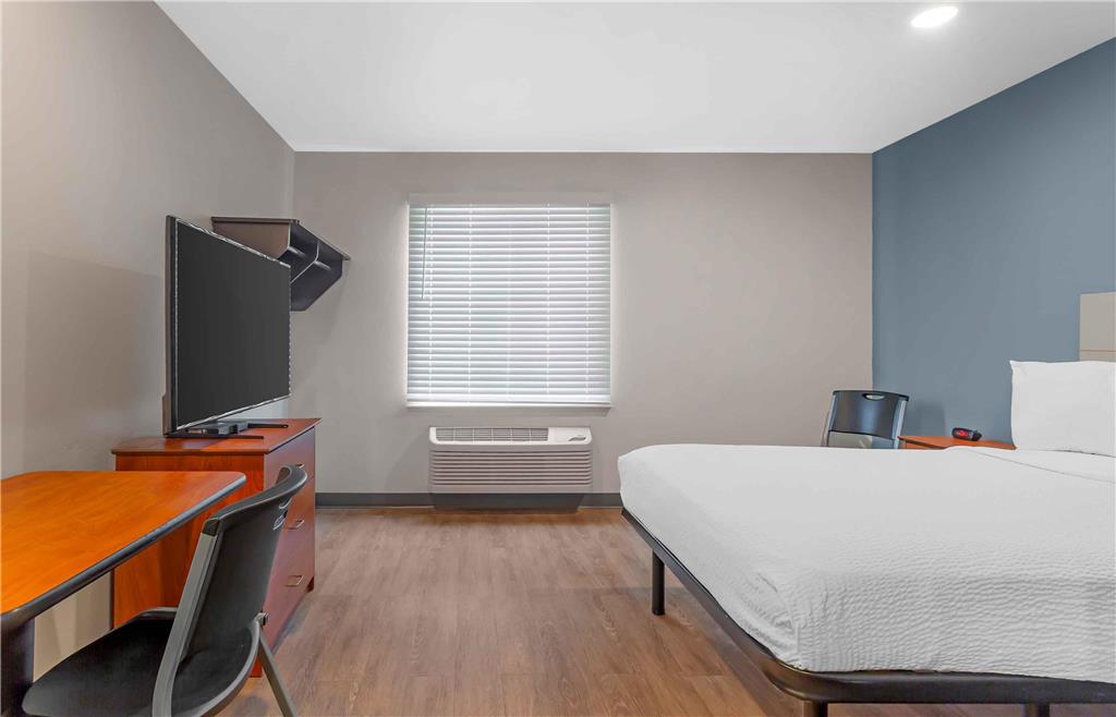 Extended Stay America Select Suites Fort Myers Northeast - photo 7