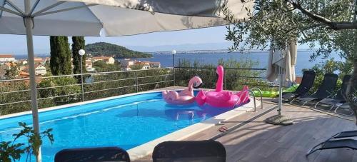 Apartment in Kali with sea view balcony air conditioning Wi Fi — 4-Star Luxury Hotel in Kali, Croatia