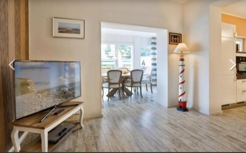 Nilles Huuske Luxusferienwohnung — 4-Star Luxury Hotel in Ostseebad Sellin, Germany