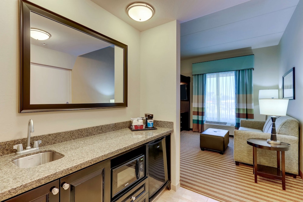 Hampton Inn & Suites Swansboro Near Camp Lejeune - photo 29
