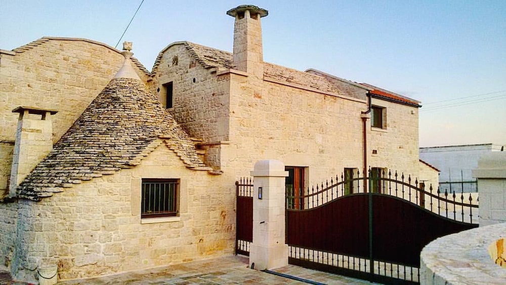 Le Chiancarelle — 4-Star Luxury Hotel in Alberobello, Italy