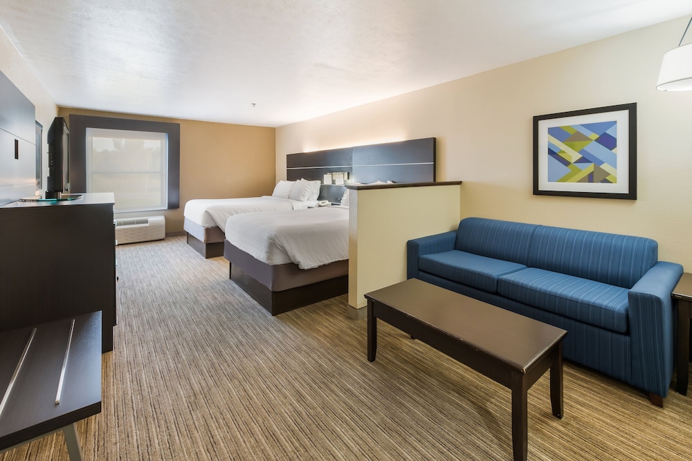 Holiday Inn Express London by IHG - photo 23