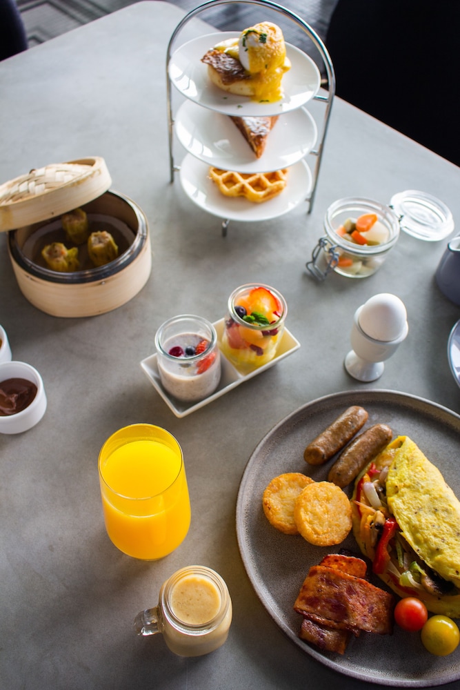 מזון ומשקאות