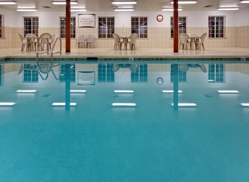 Staybridge Suites Rockford by IHG - photo 29