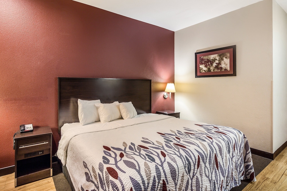 Red Roof Inn St Louis Troy IL - photo 13