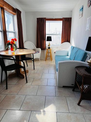 Buccaneer Quarters and Suites - photo 23