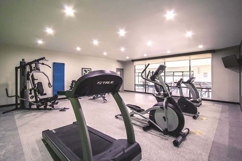 La Quinta Inn & Suites by Wyndham Pampa - photo 18
