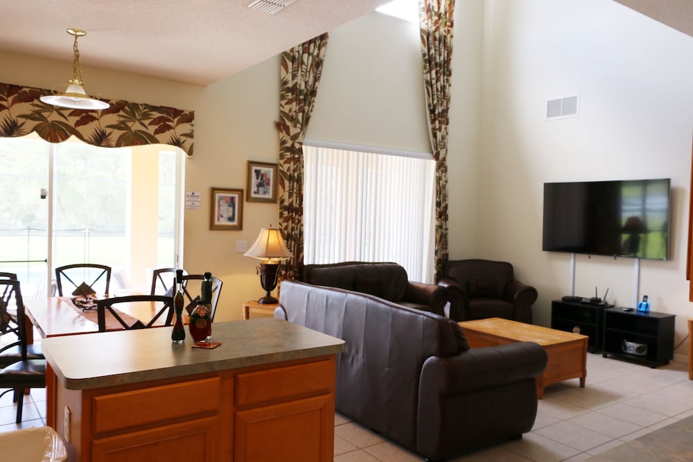 7BR 4.5BA Home in Emerald Island Resort by CV 2708 - photo 12