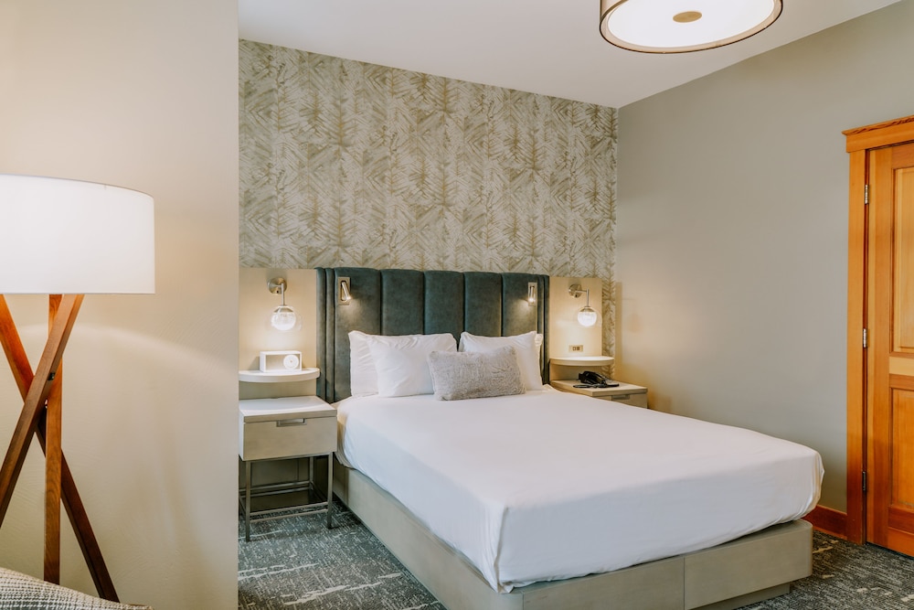 The Summit Hotel at Big Sky Resort - photo 13