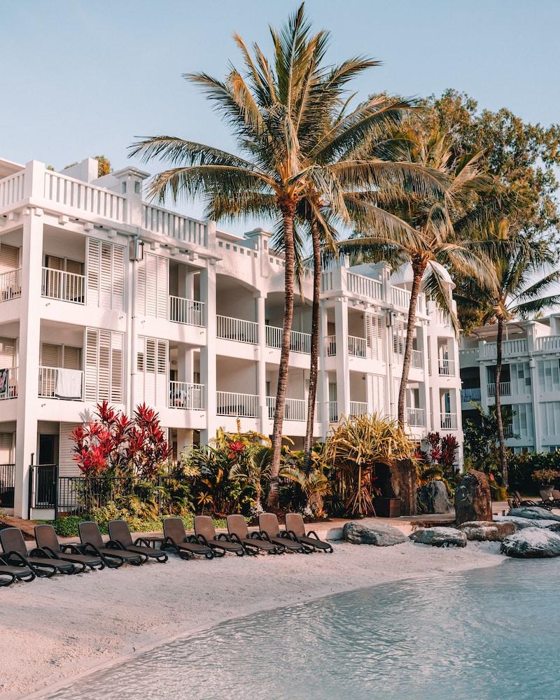 Beach Club Private Apartments Palm Cove — 4-Star Luxury Hotel in Palm Cove, Australia