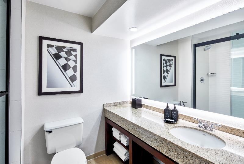 Sheraton Indianapolis Hotel at Keystone Crossing - photo 26
