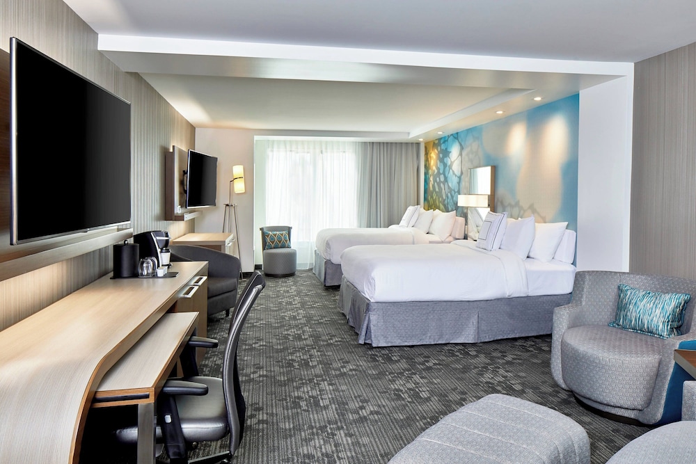 Courtyard by Marriott Baltimore Downtown McHenry Row - photo 6