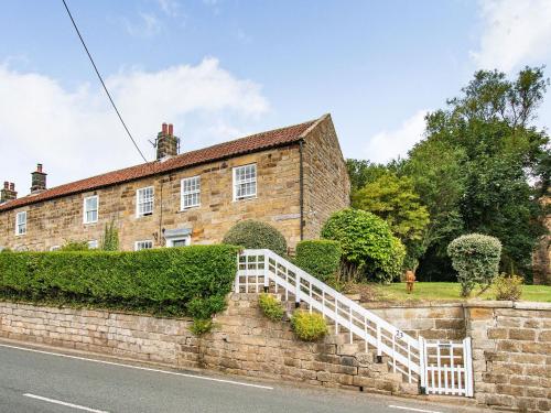 Castle Cottage — 4-Star Luxury Hotel in Whitby, United Kingdom