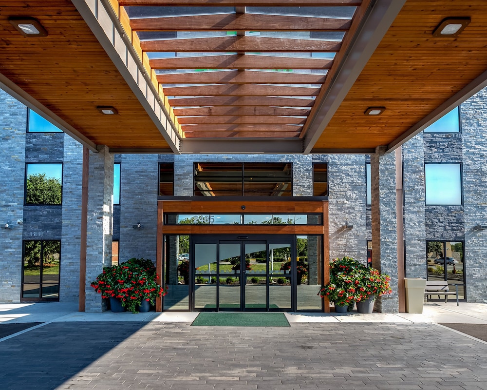 Holiday Inn Columbus by IHG - photo 33