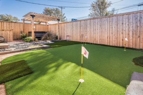 Updated stay Cozy with Hot Tub in Amarillo, United States