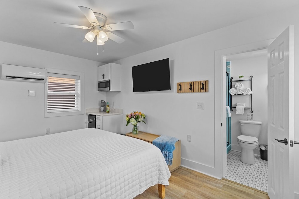 The Beach House at Oak Island by Carolina Resorts - photo 15