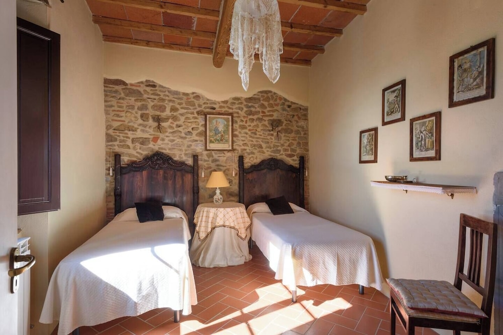 Villa Mille Primavere — 4-Star Luxury Hotel in Gaiole In Chianti, Italy