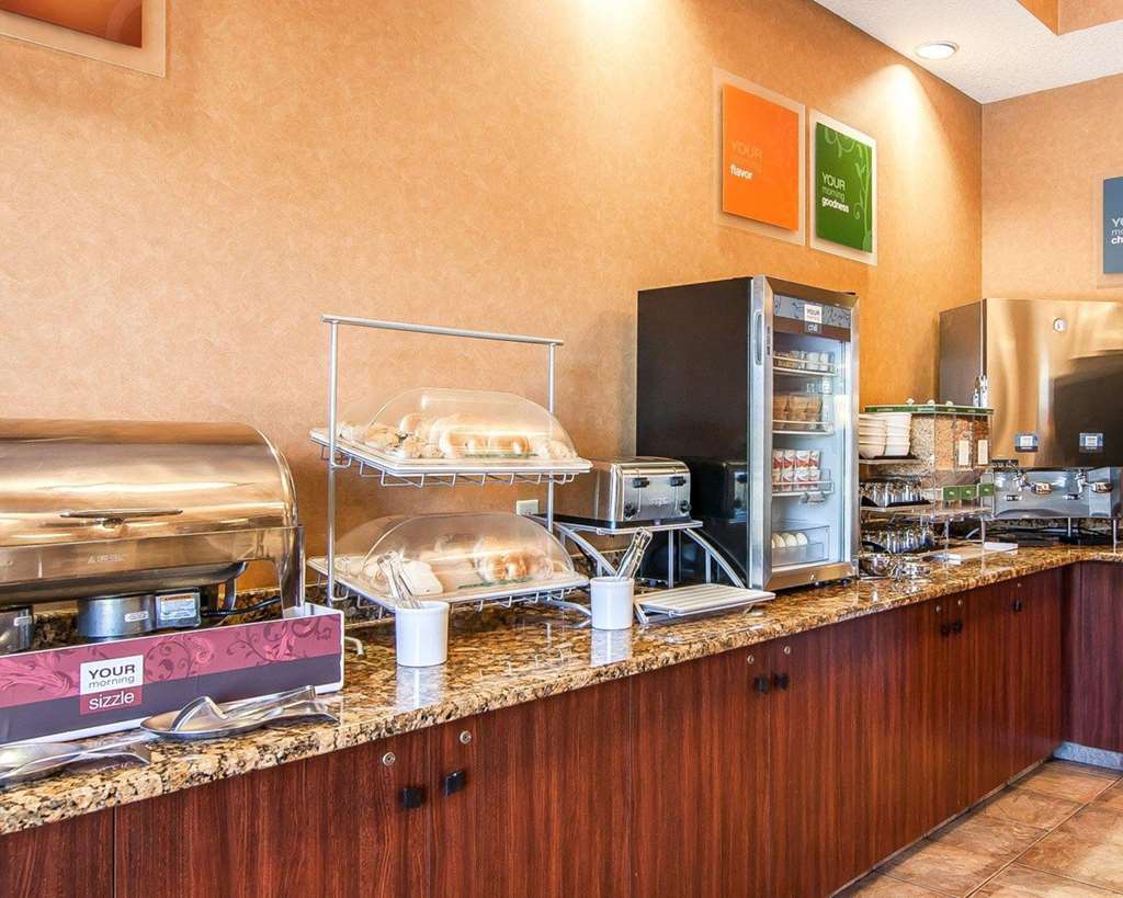 Comfort Suites Redmond Airport - photo 90