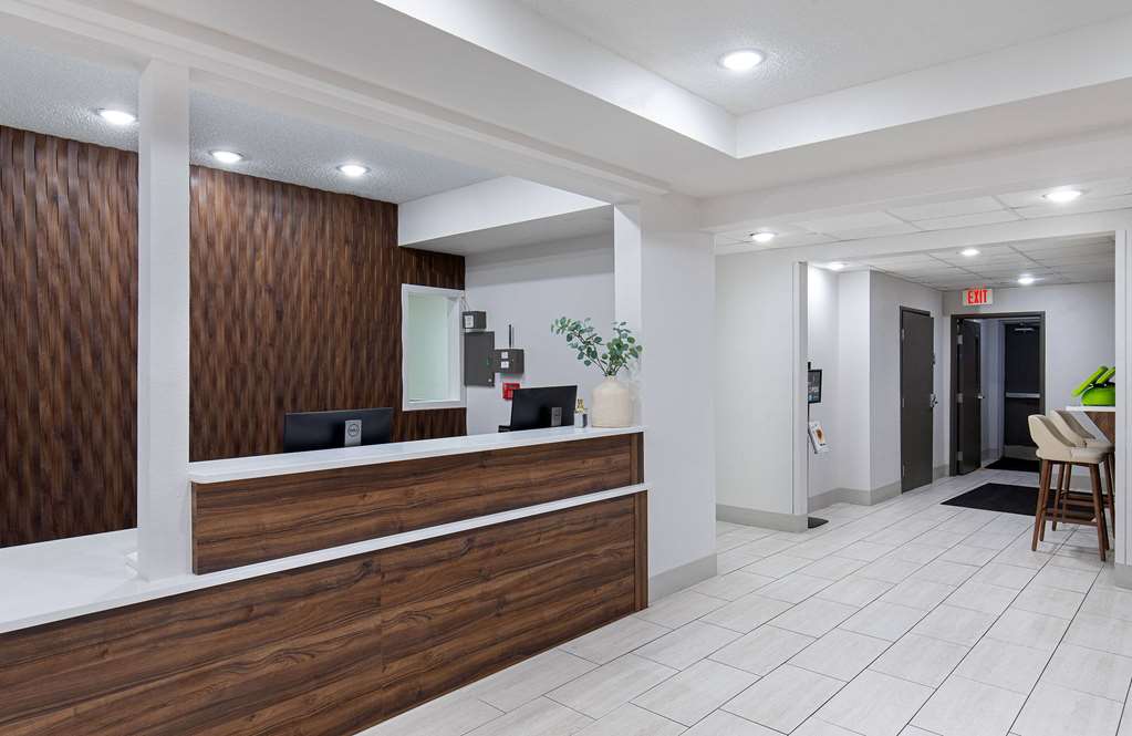 Baymont by Wyndham Hattiesburg - photo 17