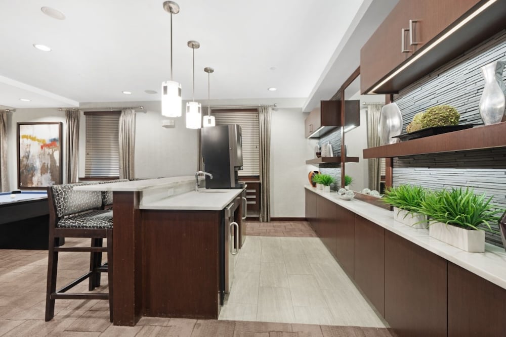 Global Luxury Suites At Chancery - photo 29