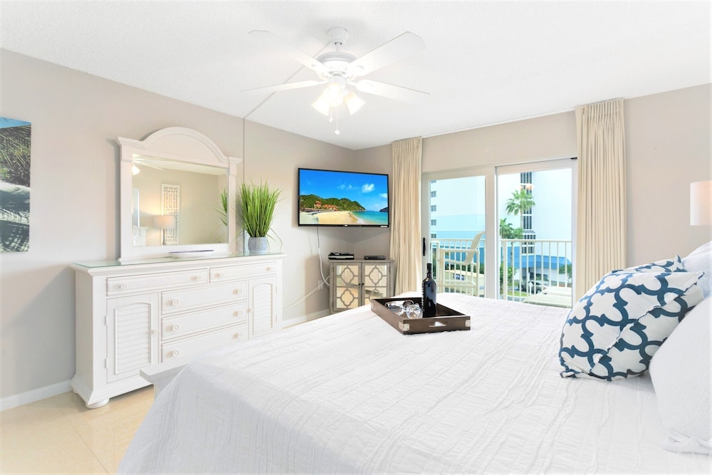 Cocoa Beach Towers by Happy Palm Stays - photo 68