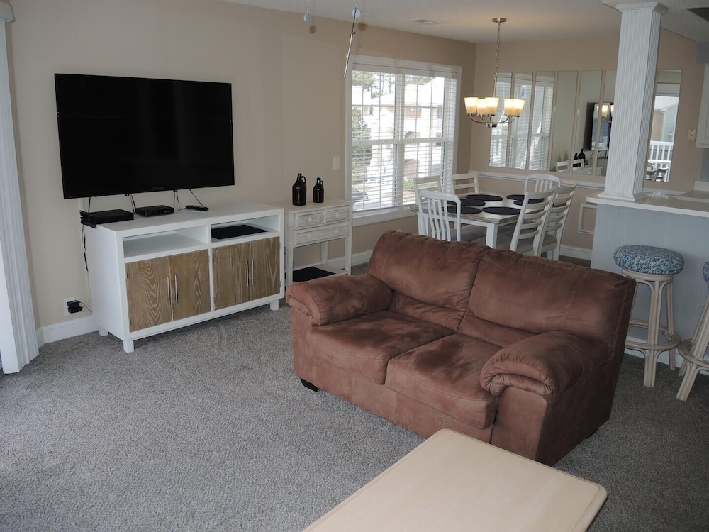 Brunswick Plantation Golf Resort Condo 1509M Close to Beach in Calabash by RedAwning - photo 8