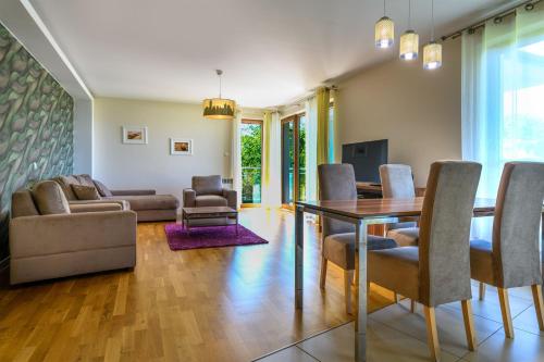 Apartament Helios — 4-Star Luxury Hotel in Jastrzebia Gora, Poland
