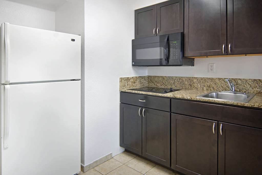Motel 6 Lancaster TX DeSoto Lancaster - photo 18