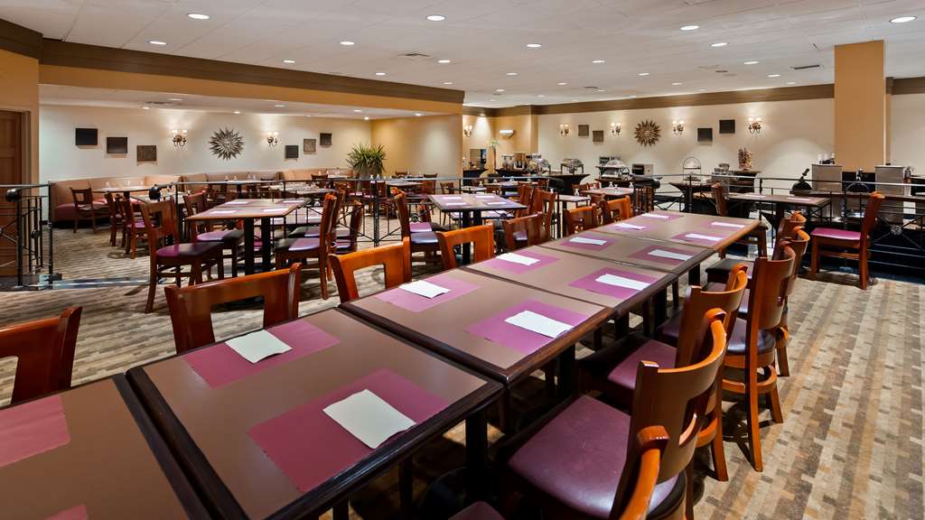 Best Western Plus Hotel & Conference Center - photo 7