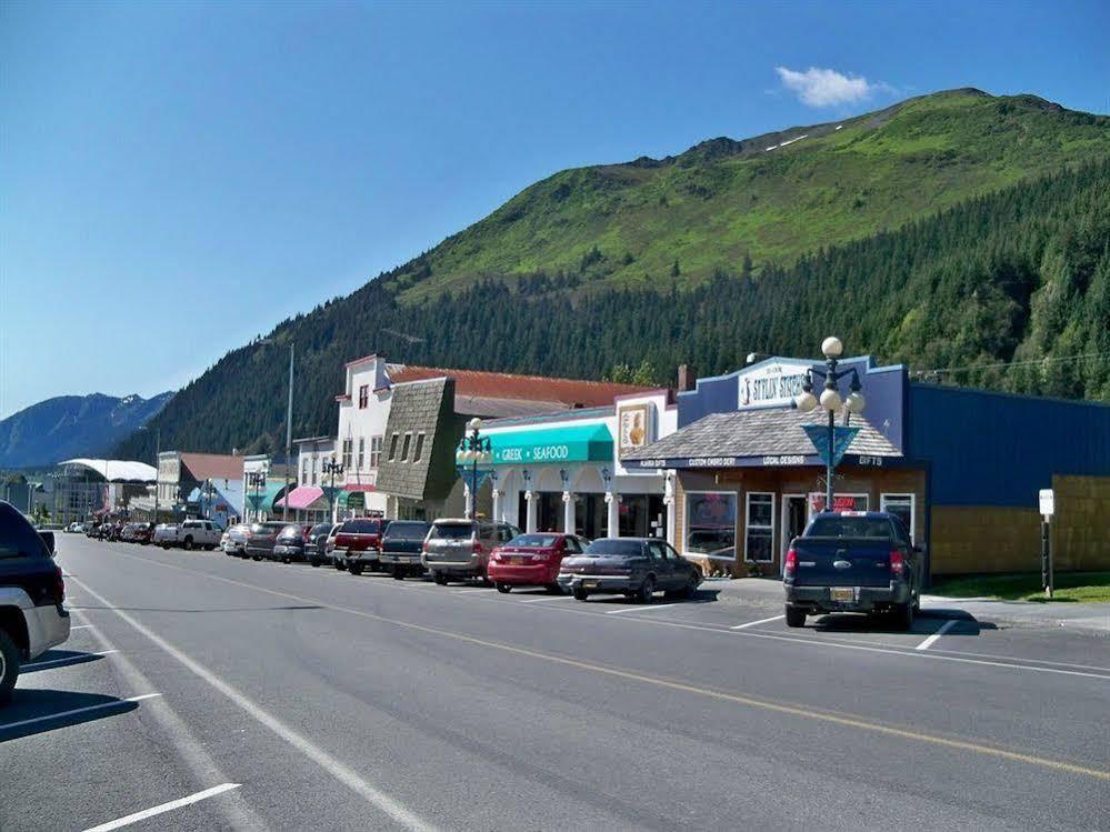 Fourth Avenue Lodging - featured photo