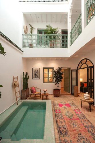 Riad Deva Lina — 4-Star Luxury Hotel in Marrakesh, Morocco