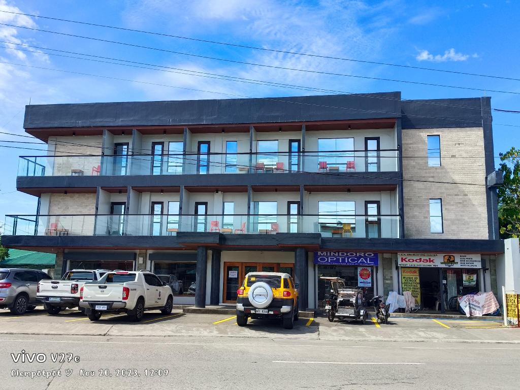 La Gensol Plaza Hotel — hotel in Mamburao