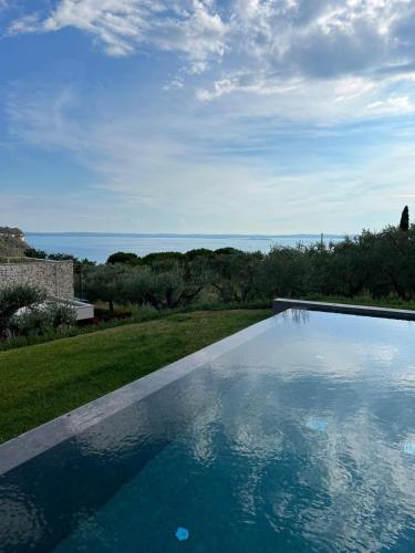 Villa La Biancolilla — 4-Star Luxury Hotel in Garda, Italy
