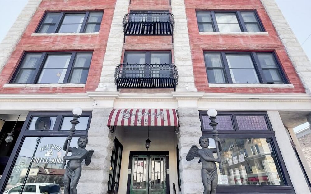 Belvada Hotel — hotel in Tonopah