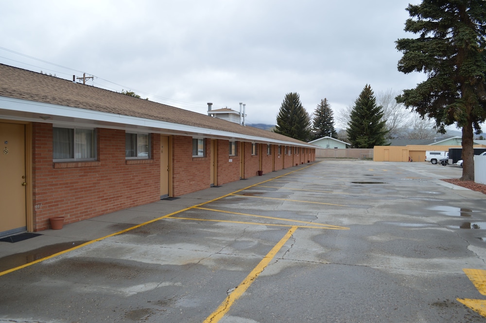 Skyline Motor Inn - photo 23