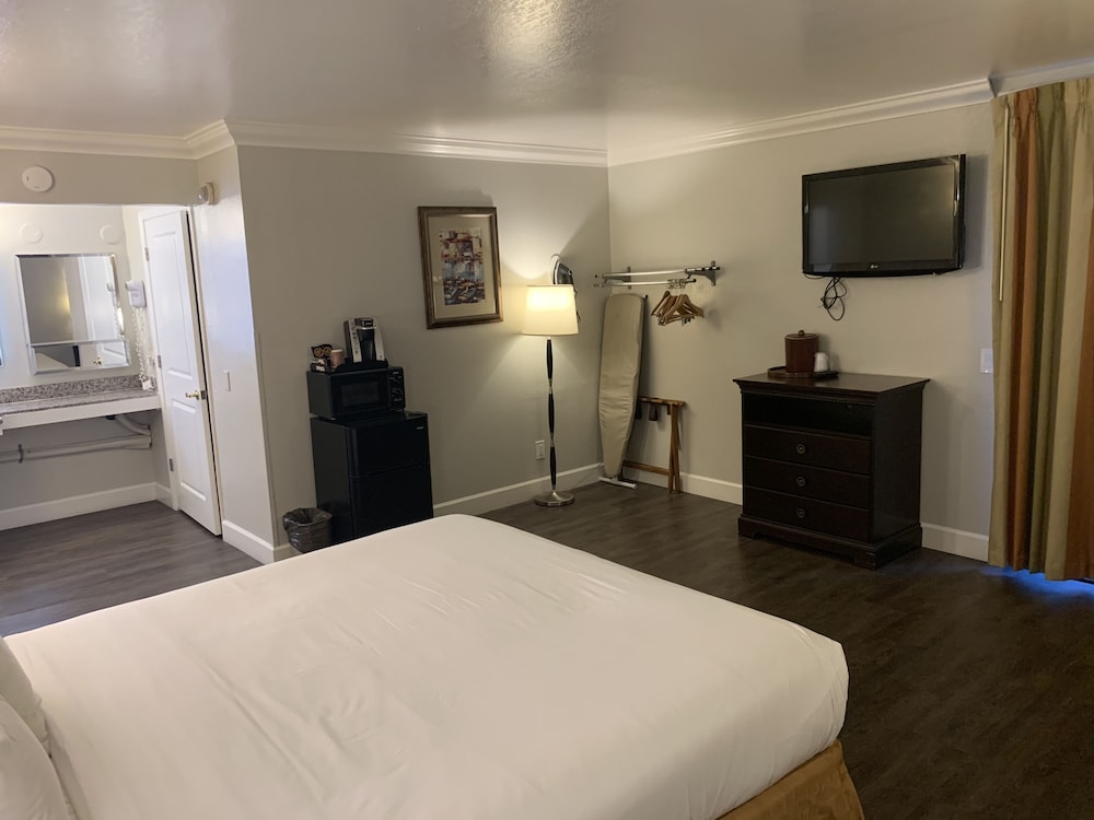 Stargazer Hotel - photo 12