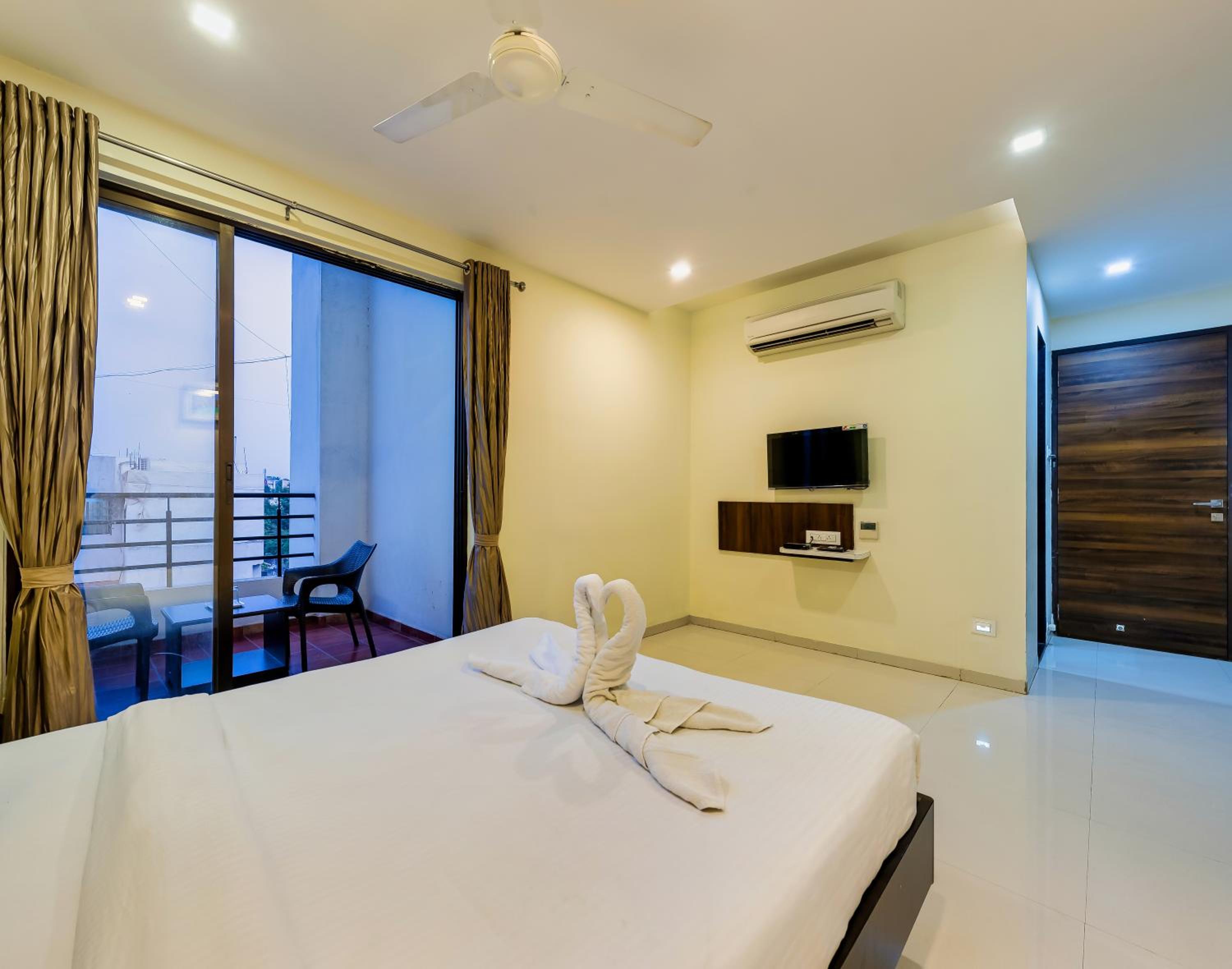 Galaxy Inn - last minute hotel in Kolhapur