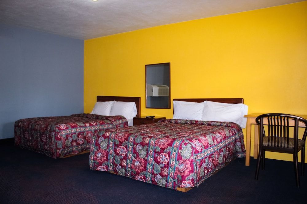 The Dunkirk Motel - photo 6