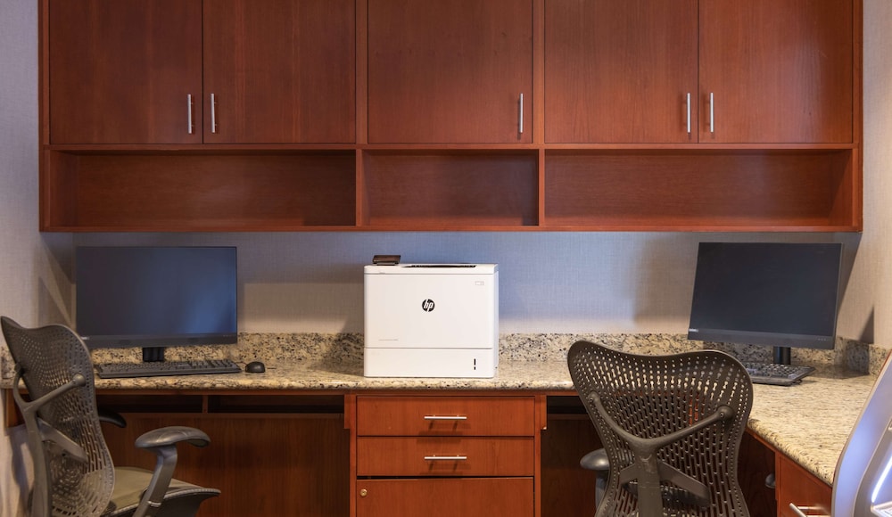 Hilton Garden Inn BWI Airport - photo 51