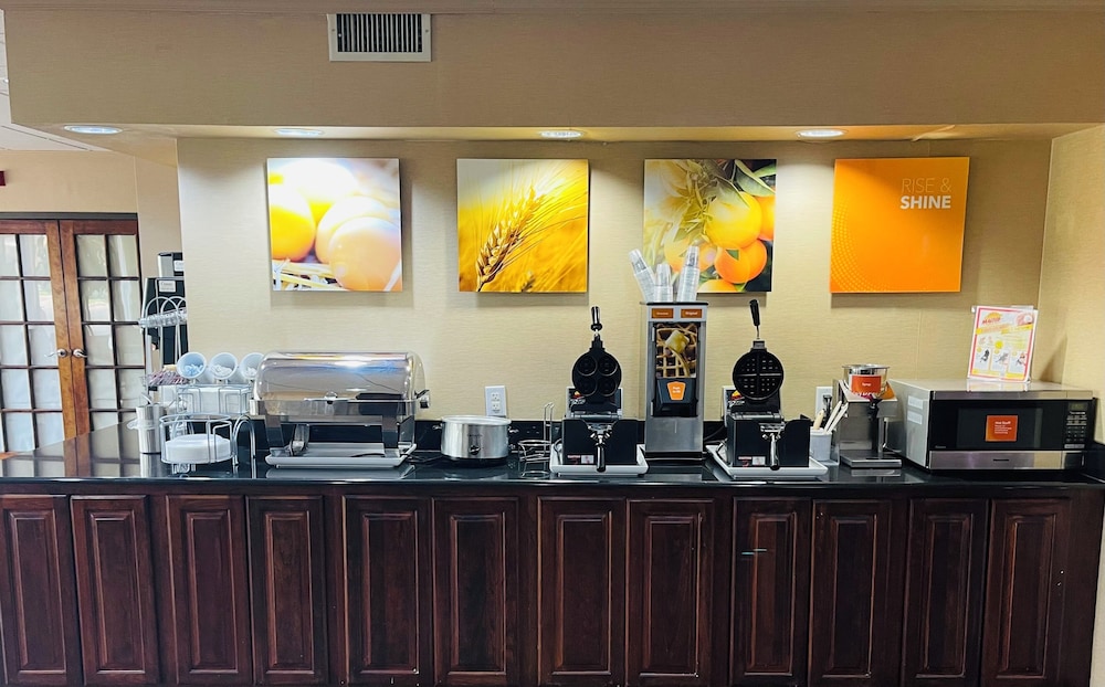 Ardmore Inn & Suites - photo 25