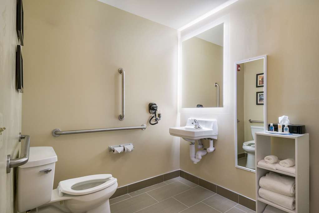 Comfort Inn & Suites Harrisburg Hershey West - photo 18