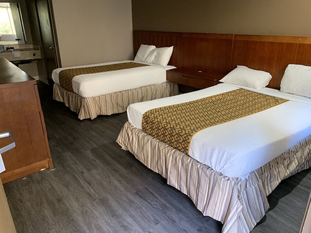 Circle Inn Motel - photo 11