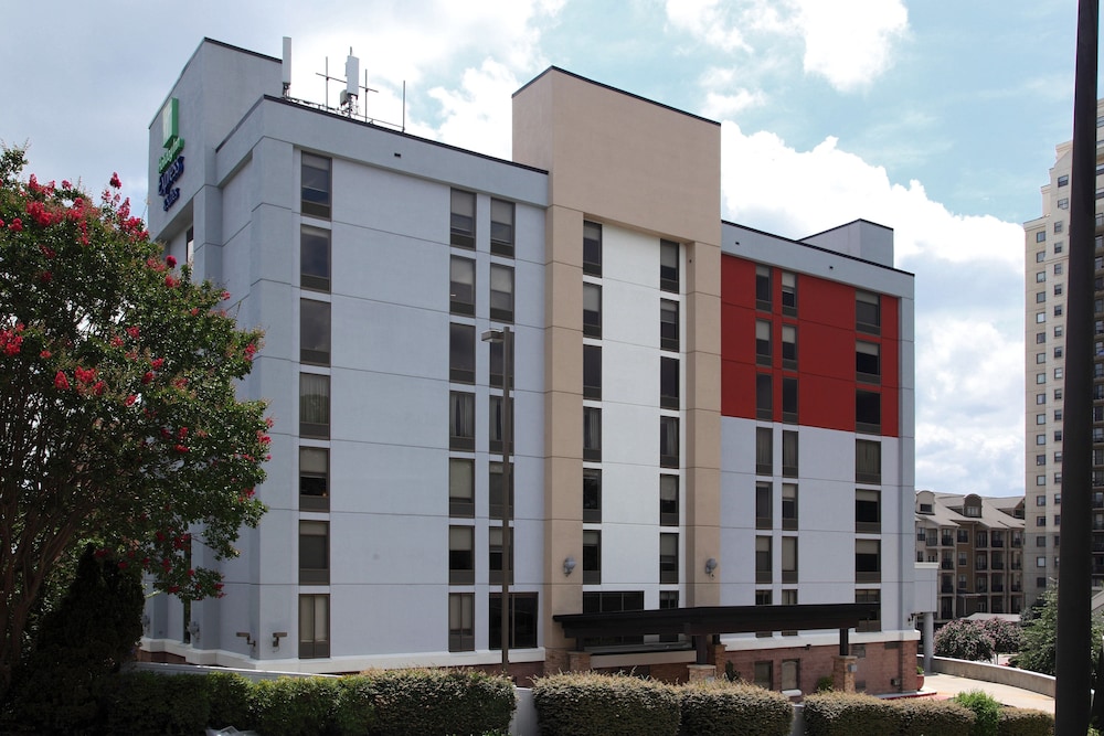 Holiday Inn Express & Suites Atlanta N Perimeter Mall Area by IHG - photo 32