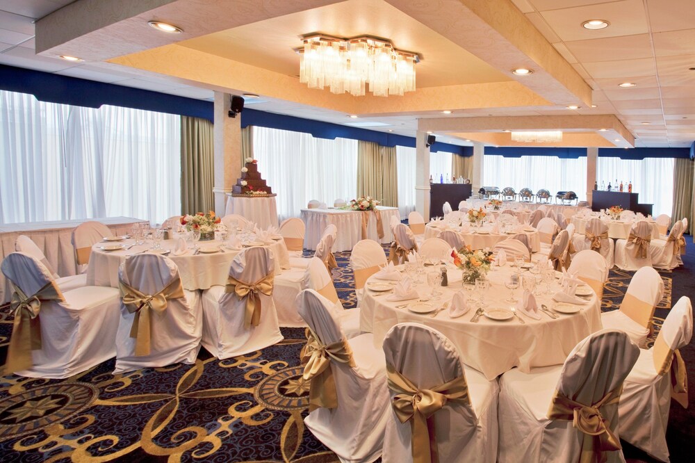 Holiday Inn Miami International Airport by IHG - photo 17