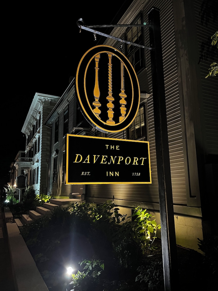 The Davenport Inn - photo 45
