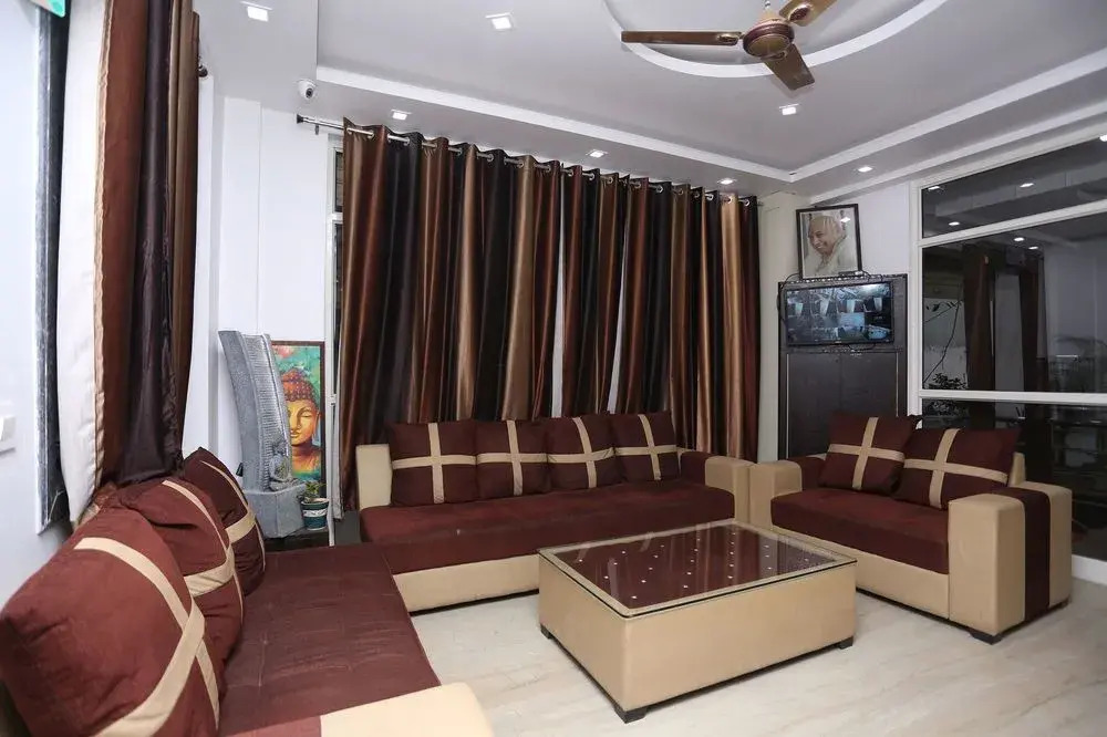 OYO 9812 Kanchan Residency in Dwarka, India