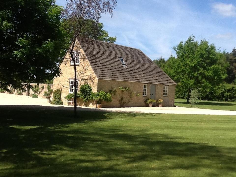 Gardeners Cottage — 4-Star Luxury Hotel in Malmesbury, United Kingdom