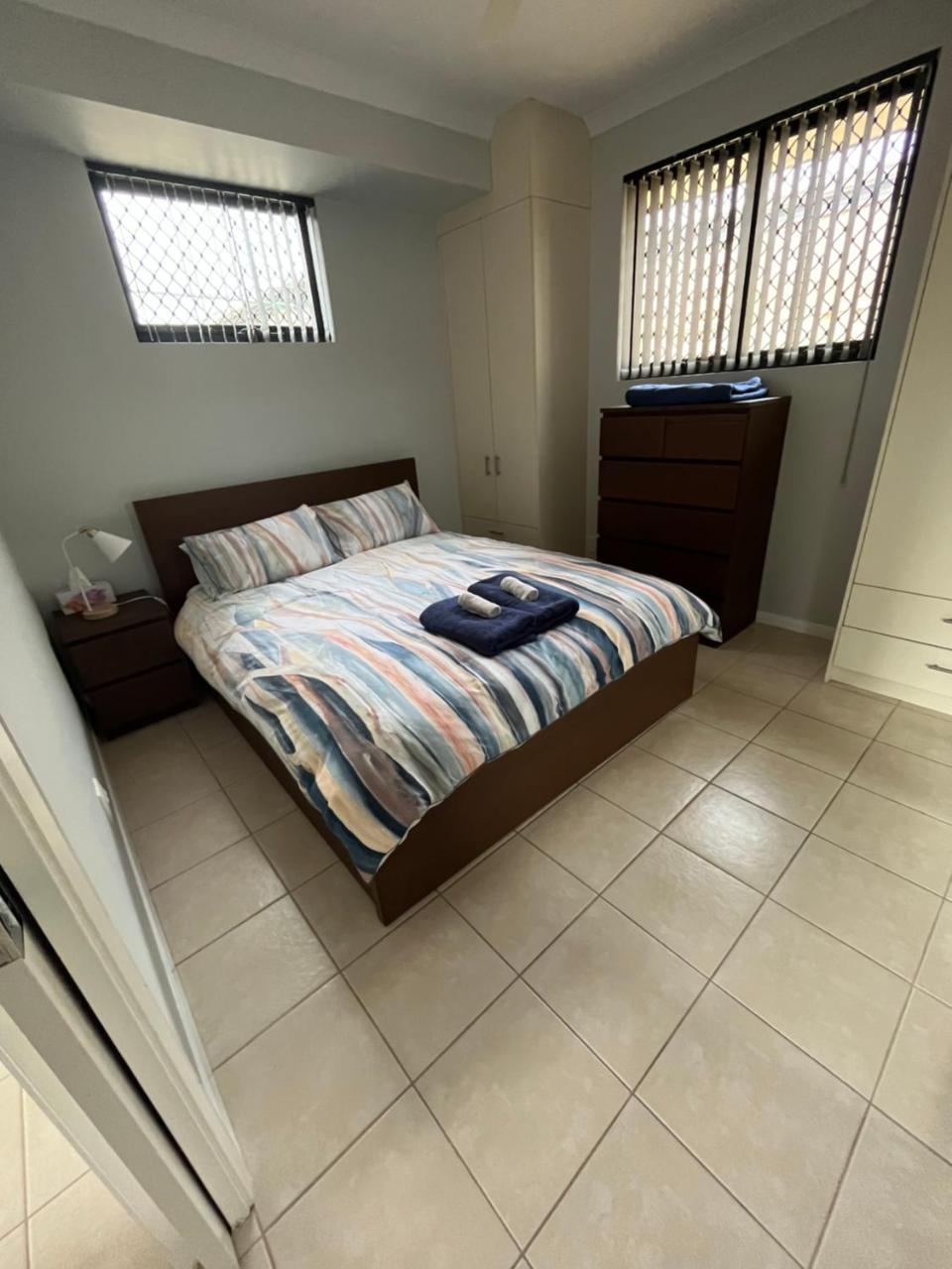 Unit 4 3 Mouarn St Carey Park — Glen Iris — photo 5