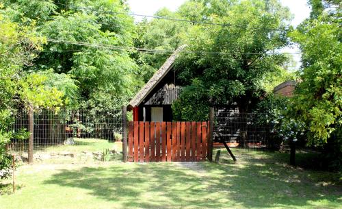 La Cabaña - carbon neutral hotel in Atlantida