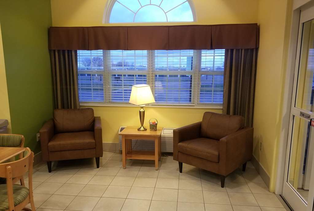 Microtel Inn & Suites by Wyndham Delphos - photo 3